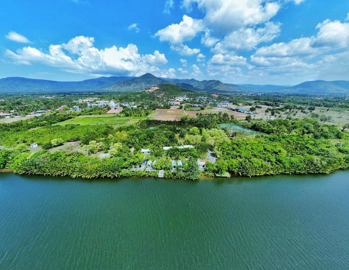 Kampot Riverfront Boutique Ngoại thất bức ảnh