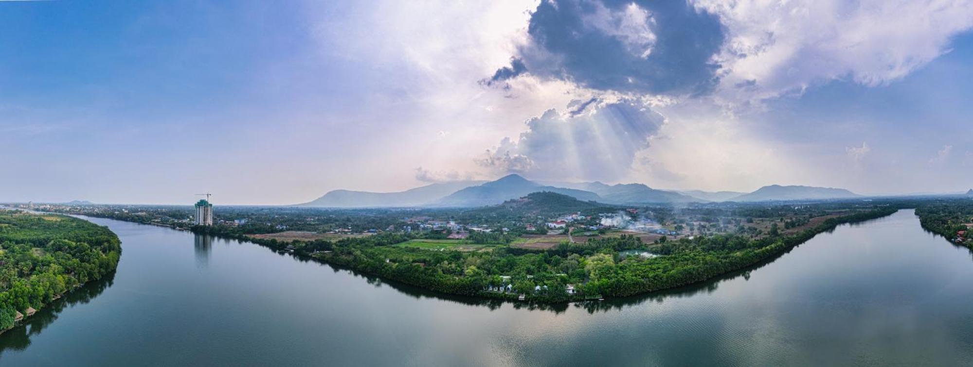 Kampot Riverfront Boutique Ngoại thất bức ảnh